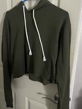 Women’s Olive Green Cropped Hoodie with Drawstring